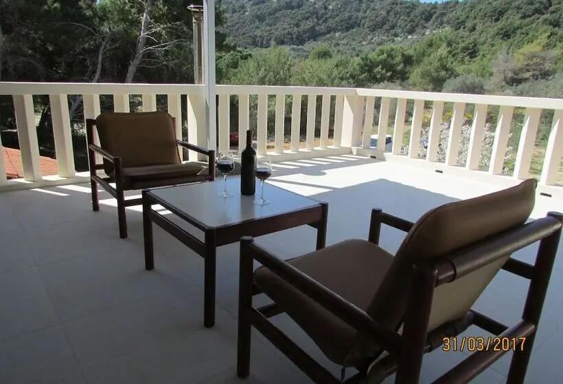 テラス付きスタンダードルーム, Villa Mirosa