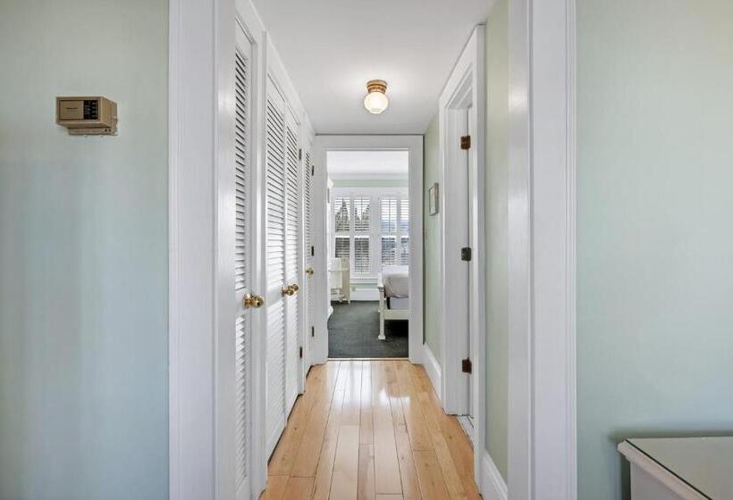 スイート, The Tranquil House Inn