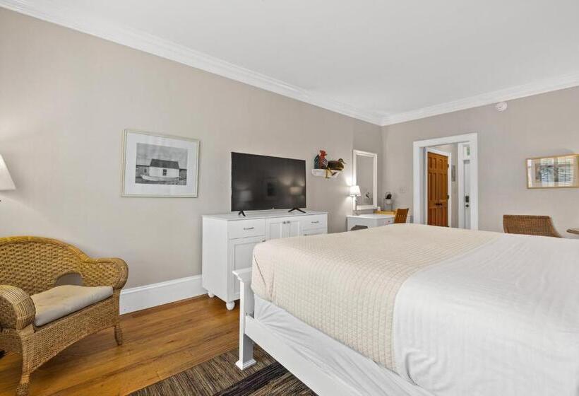 キングサイズベッドのスタンダードルーム, The Tranquil House Inn