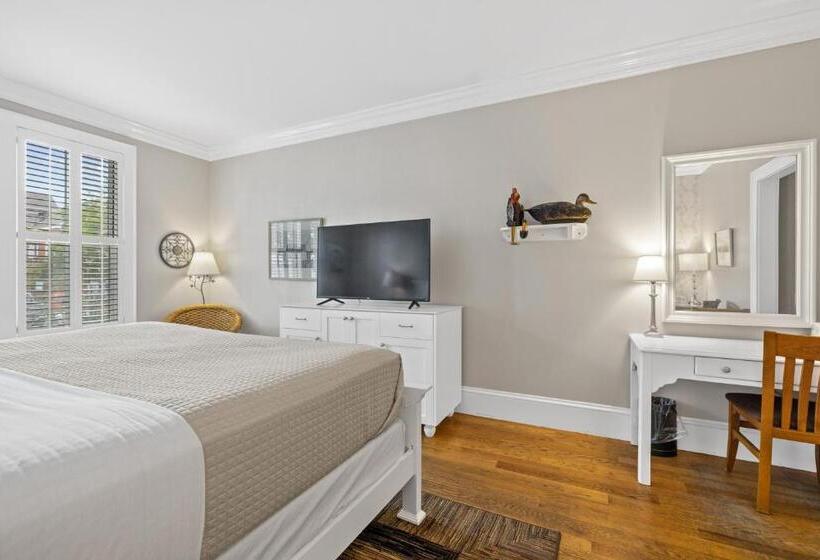 キングサイズベッドのスタンダードルーム, The Tranquil House Inn