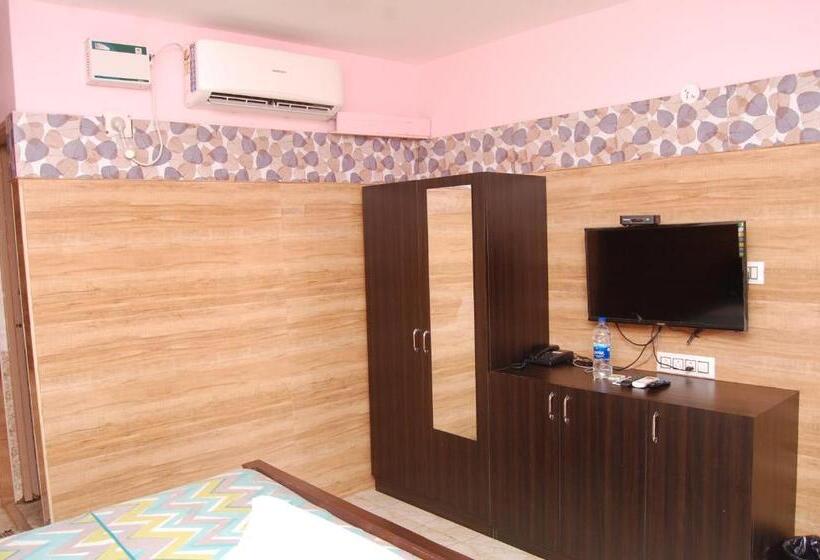 חדר דלוקס, Adhi Residency