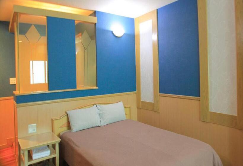 חדר סטנדרט, 紅 Bin