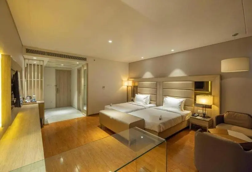 プレミアムルーム, Sarovar Portico Morbi