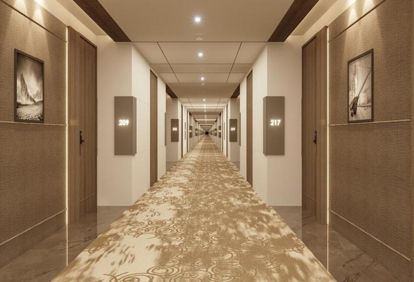 Номер Deluxe Кровать Кинг, Sarovar Portico Morbi