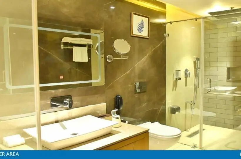 エクゼクティブスイート, Sarovar Portico Morbi