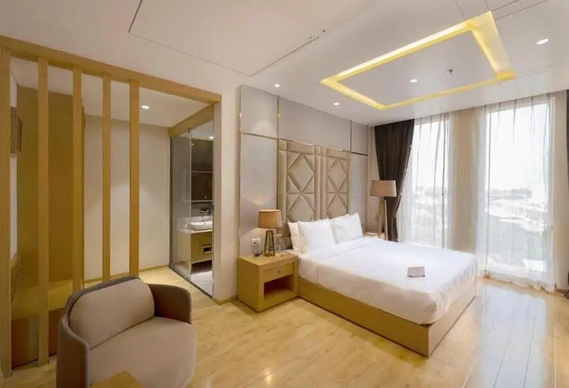 エクゼクティブスイート, Sarovar Portico Morbi