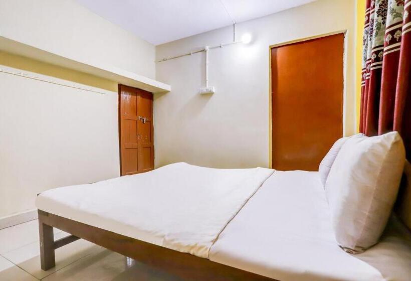 חדר קלאסי לשלושה, Spot On 79411 Flagship Inn