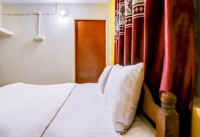 חדר קלאסי לשלושה, Spot On 79411 Flagship Inn