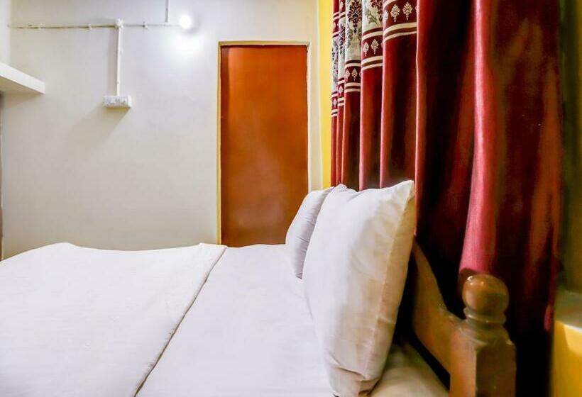 חדר סטנדרט לשלושה, Spot On 79411 Flagship Inn