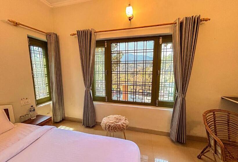 غرفة ديلوكس, Thehimalayanliving Whistling Pines