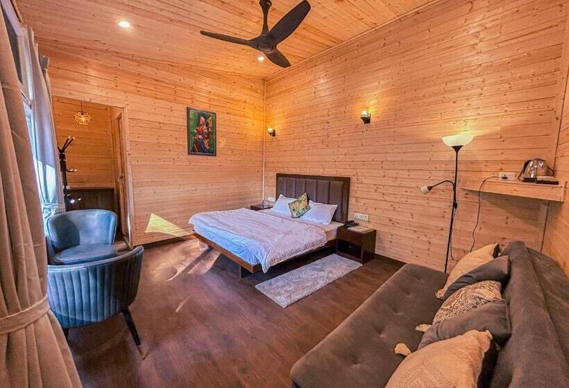 스탠다드 룸 킹사이즈 침대, Thehimalayanliving Whistling Pines