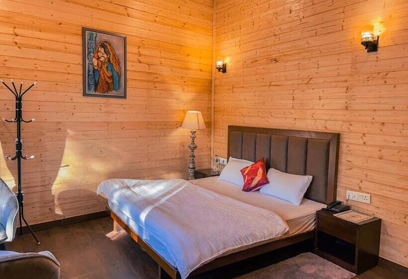 غرفة قياسية سرير كينج, Thehimalayanliving Whistling Pines