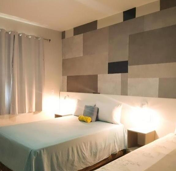 اتاق استاندارد با سرویس بهداشتی مشترک, Elô Hostel