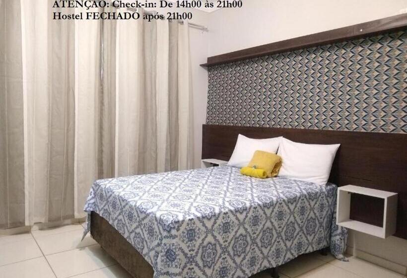 اتاق استاندارد یک تخته با سرویس بهداشتی مشترک, Elô Hostel