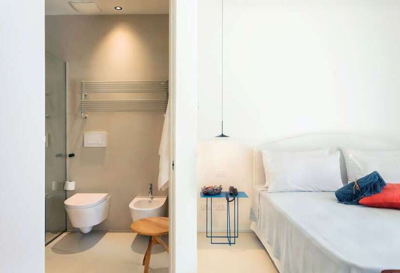 豪华房间带漩涡浴缸, Domìa Boutique Hotel E Cucina