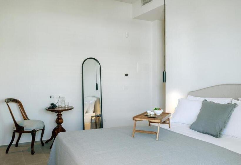 带阳台的豪华间, Domìa Boutique Hotel E Cucina