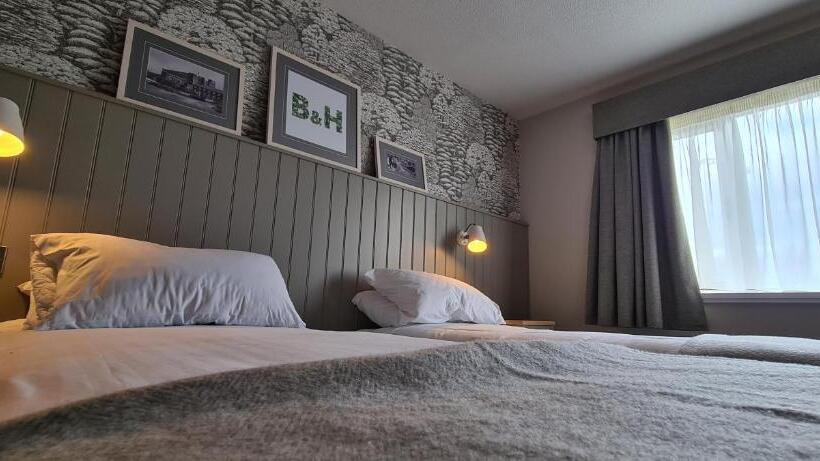 Номер Стандарт, Boat & Horses Inn