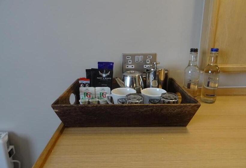 标准间, Boat & Horses Inn