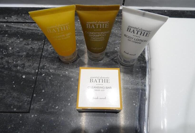 家庭间, Boat & Horses Inn