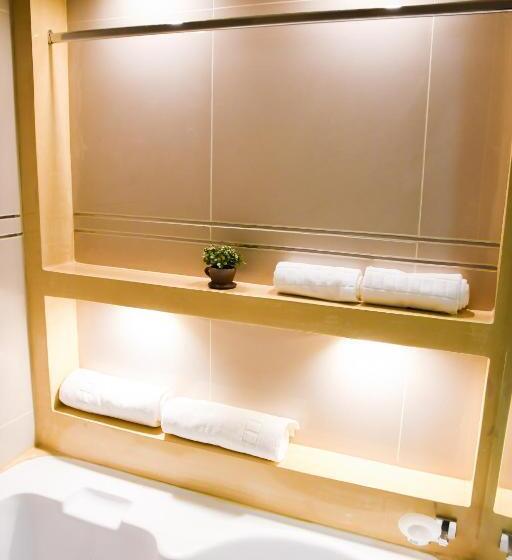 غرفة سوبيريور رباعية, Cálido Termal