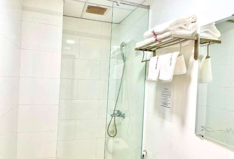 اتاق خانوادگی, Khách Sạn Long Hà