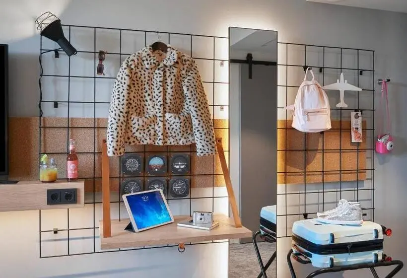 スタンダードルーム, Moxy Cologne Bonn Airport