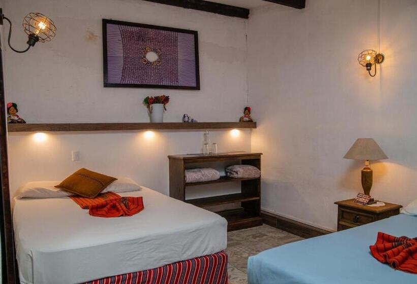 اتاق استاندارد, Nikikot Hostel &