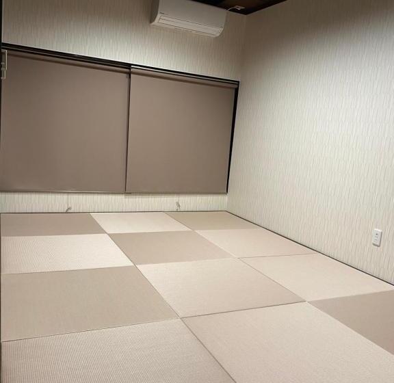 غرفة قياسية رباعية, 憩ikoi Guest House & Cafe Bar