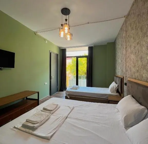 اتاق استاندارد چهارنفره با بالکن, Casa Del Mar