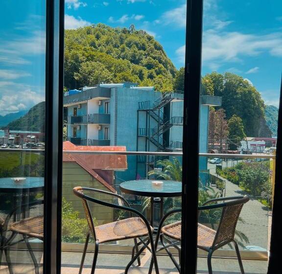 اتاق استاندارد چهار تخته با چشم‌انداز دریا, Casa Del Mar