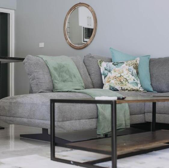 غرفة سوبيريور ثلاثية, The Living Collective Villa