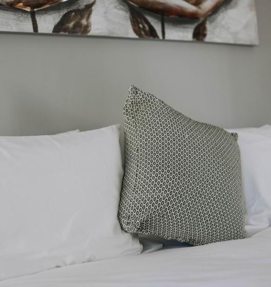 غرفة عائلية, The Living Collective Villa