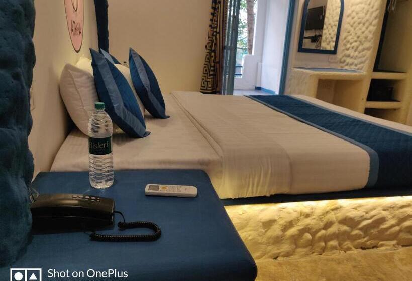 デラックスルーム, Makarios Boutique