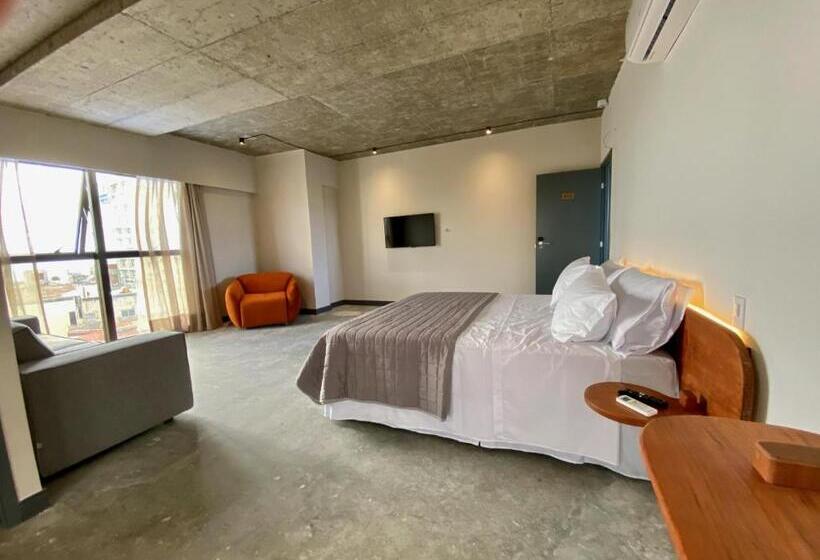 سوئیت با تخت بزرگ, 9006 Suites Natal