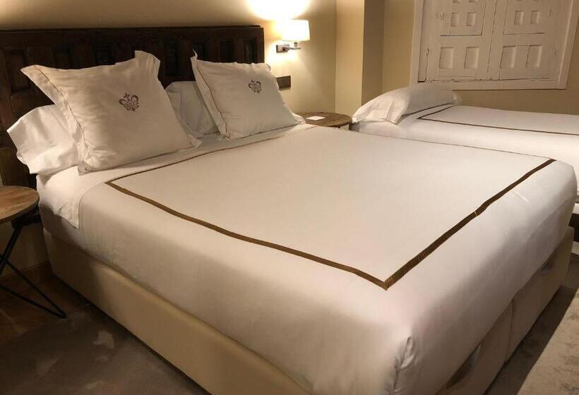 غرفة سوبيريور ثلاثية, Boutique Casa Del Comendador