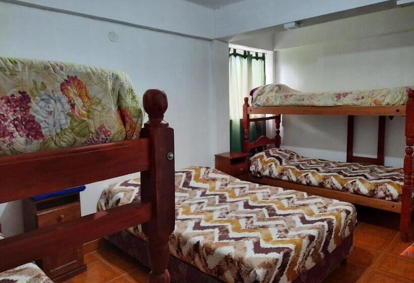 Семейный Номер, Hospedaje De Norte A Sur