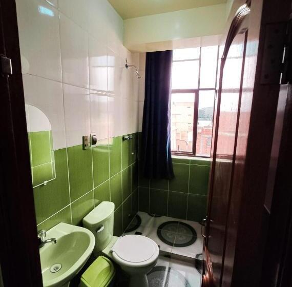 اتاق استاندارد با چشم‌انداز شهر, Hostal Real Gala