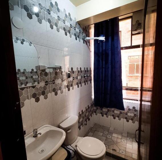 اتاق خانوادگی, Hostal Real Gala