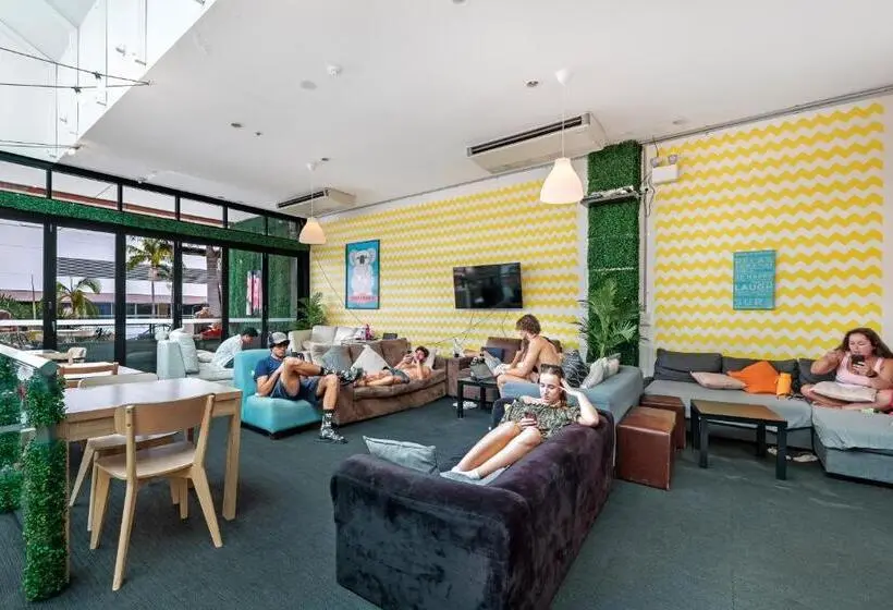ルームシェアのワンベッド, Tequila Sunrise Hostel Surfers Paradise