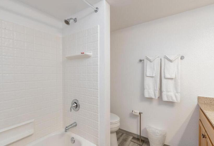 سوئیت 2 خوابه, Vista Mirage Resort