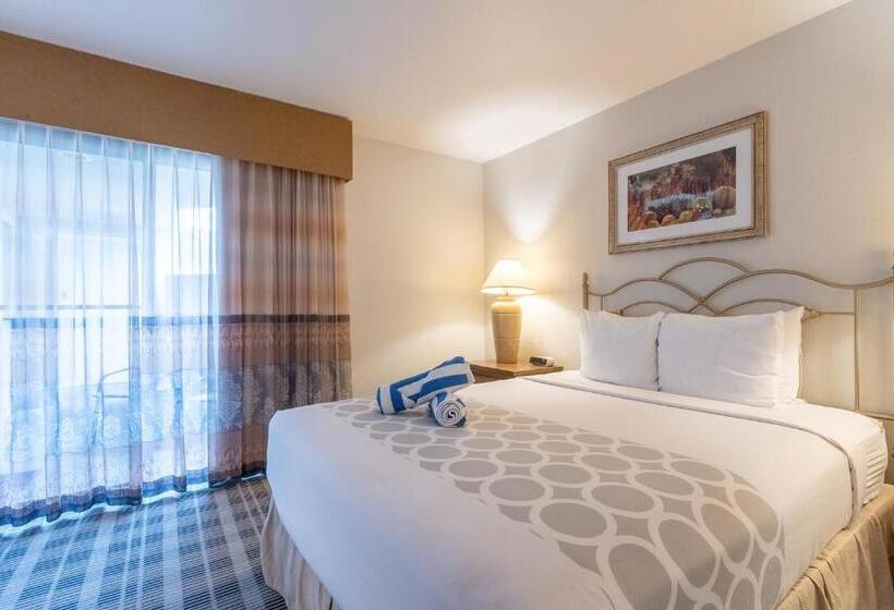 سوئیت 2 خوابه, Vista Mirage Resort