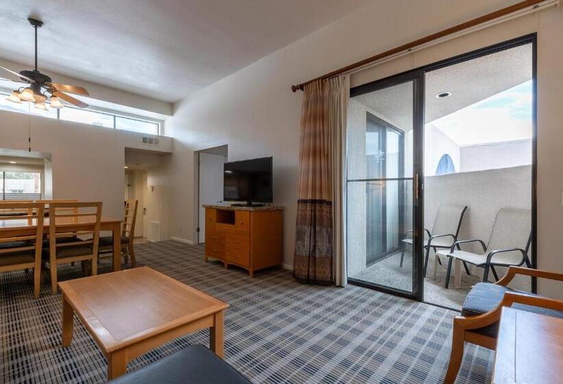 سوئیت 2 خوابه, Vista Mirage Resort