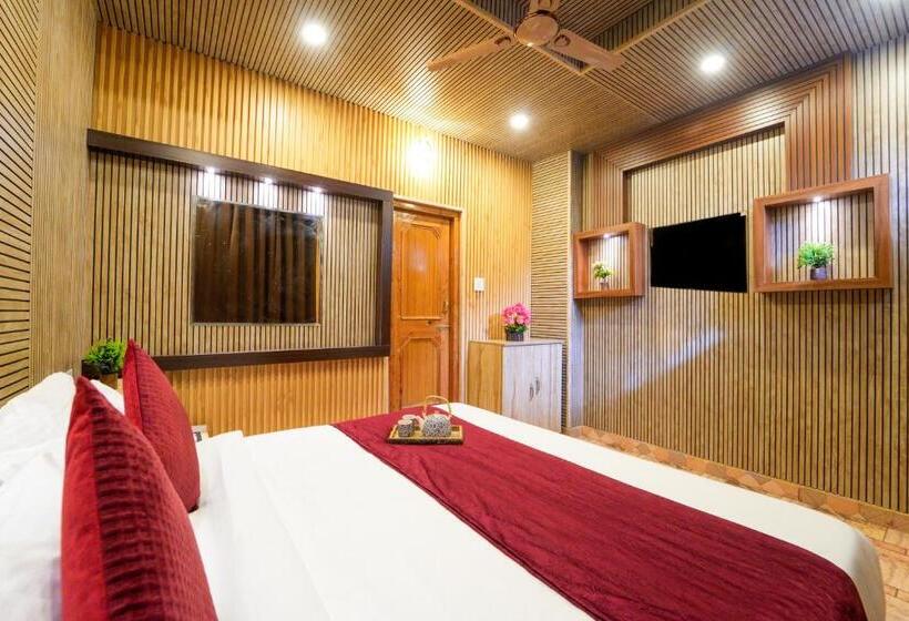 اتاق لوکس, Babylon Resort