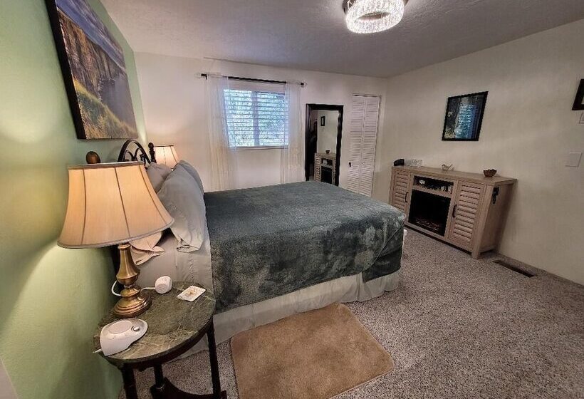 غرفة ديلوكس, Misty Valley Inn