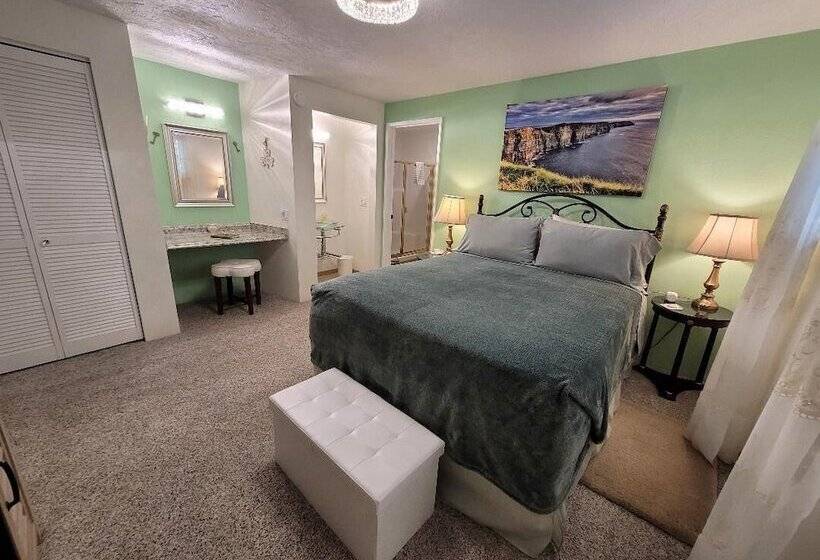 غرفة ديلوكس, Misty Valley Inn