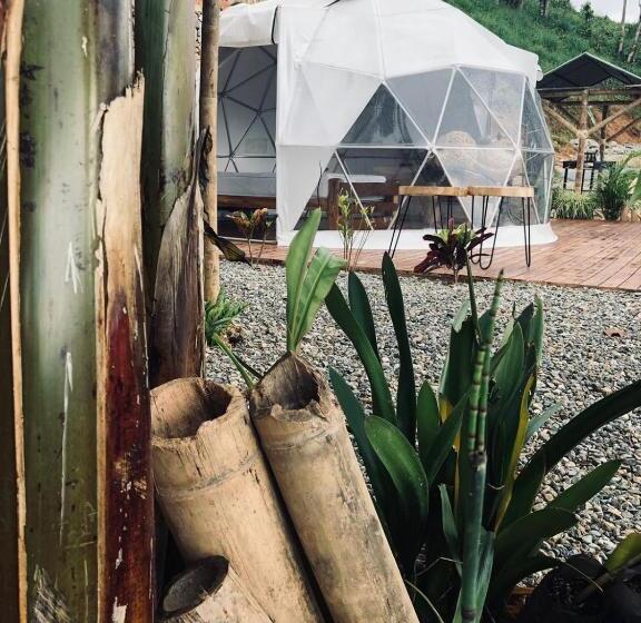 بانگلوی استاندارد, Entre Verdes Hotel & Glamping