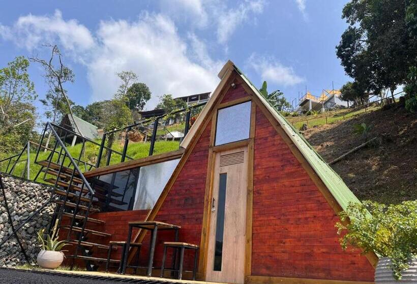 کلبه ییلاقی, Entre Verdes Hotel & Glamping