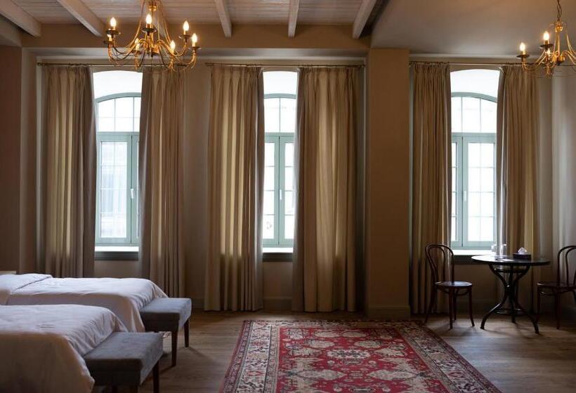 سوییت خانوادگی, Grand Hotel Gyumri By Apricot Hotels