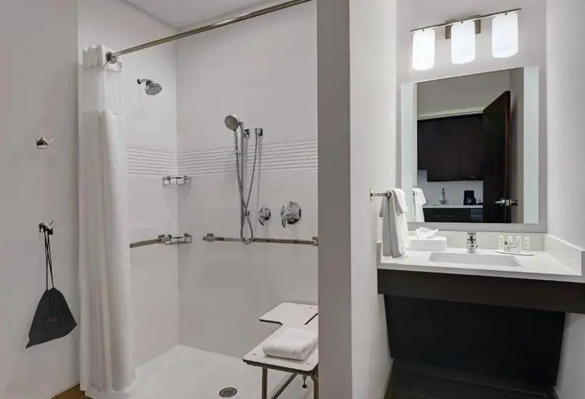 キングサイドベッドのスタンダードワンルーム, Towneplace Suites By Marriott Cincinnati Downtown