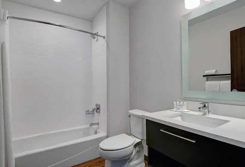 キングサイドベッドのスタンダードワンルーム, Towneplace Suites By Marriott Cincinnati Downtown